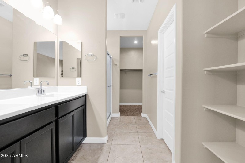 29-web-or-mls-P1246248