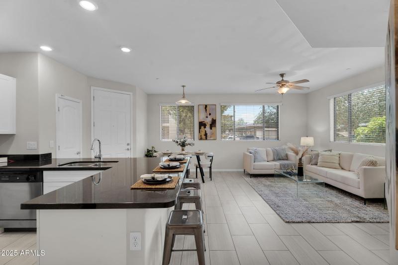 9-web-or-mls-Gilbert-16