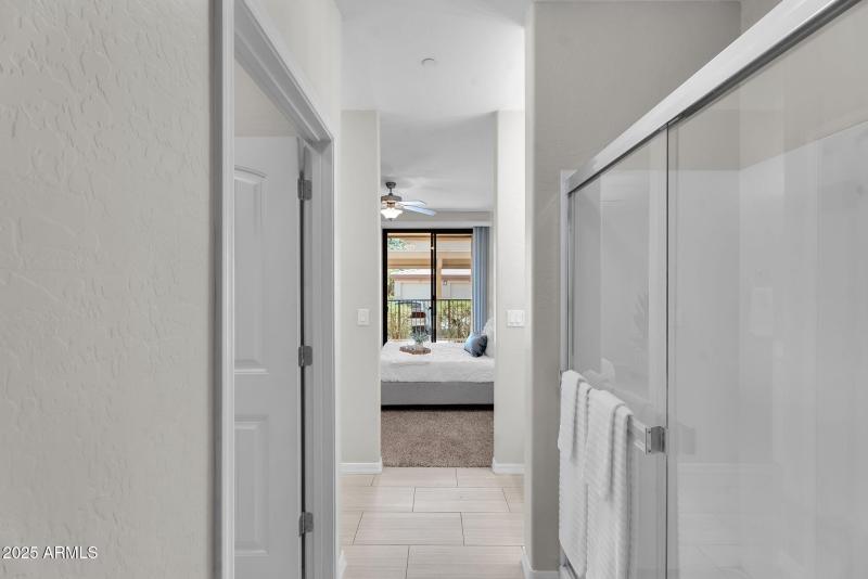 21-web-or-mls-Gilbert-26