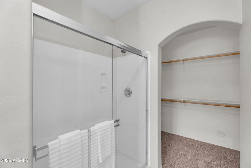 27-web-or-mls-Gilbert-28