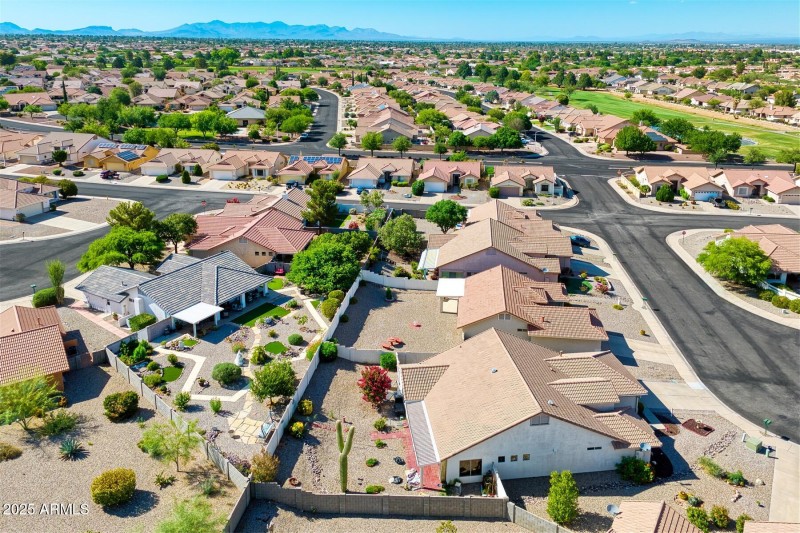 062051-2886 Softwind Court