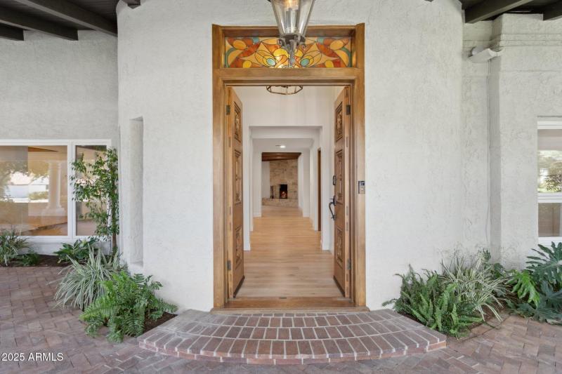 3-web-or-mls-230-w-morten-ave