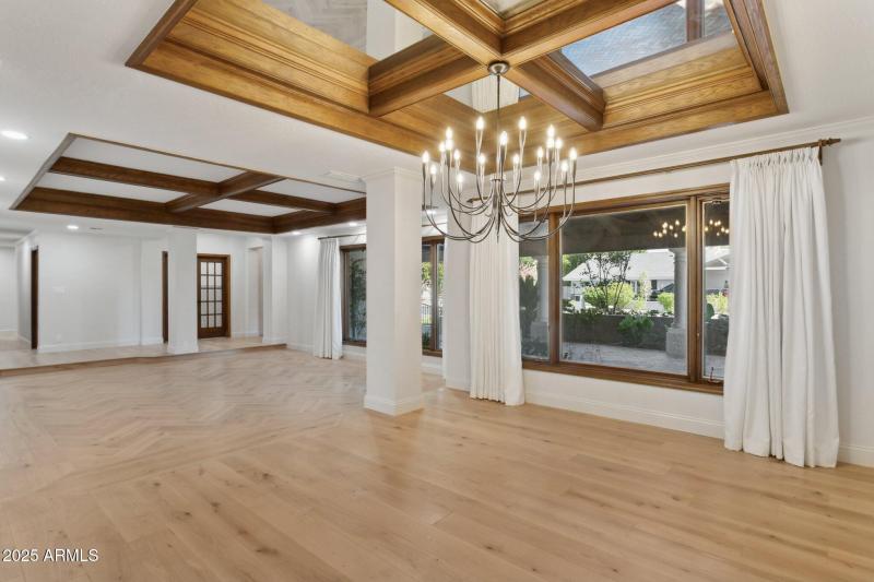 16-web-or-mls-230-w-morten-ave