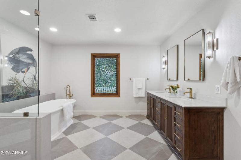 35-web-or-mls-230-w-morten-ave