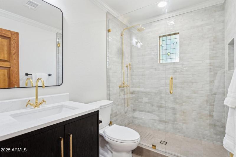 46-web-or-mls-230-w-morten-ave