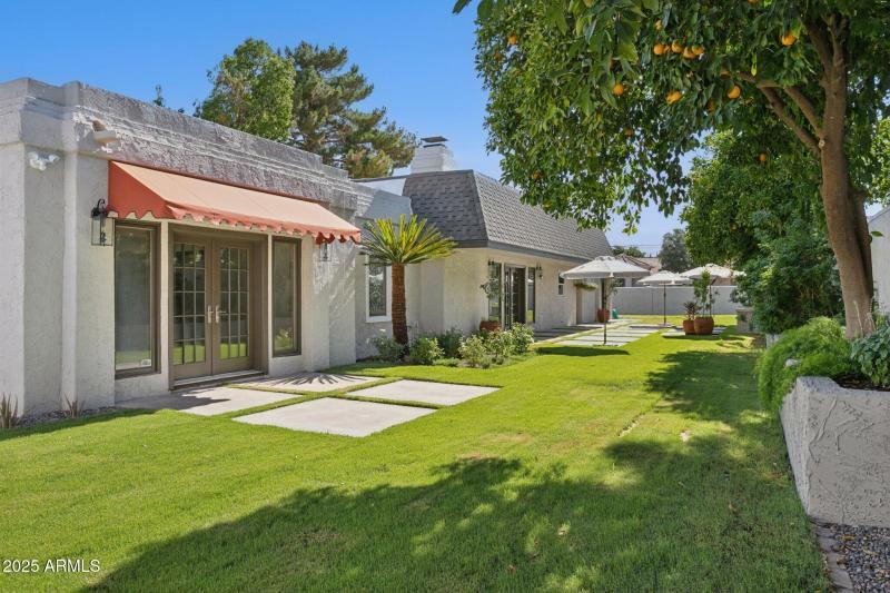 55-web-or-mls-230-w-morten-ave