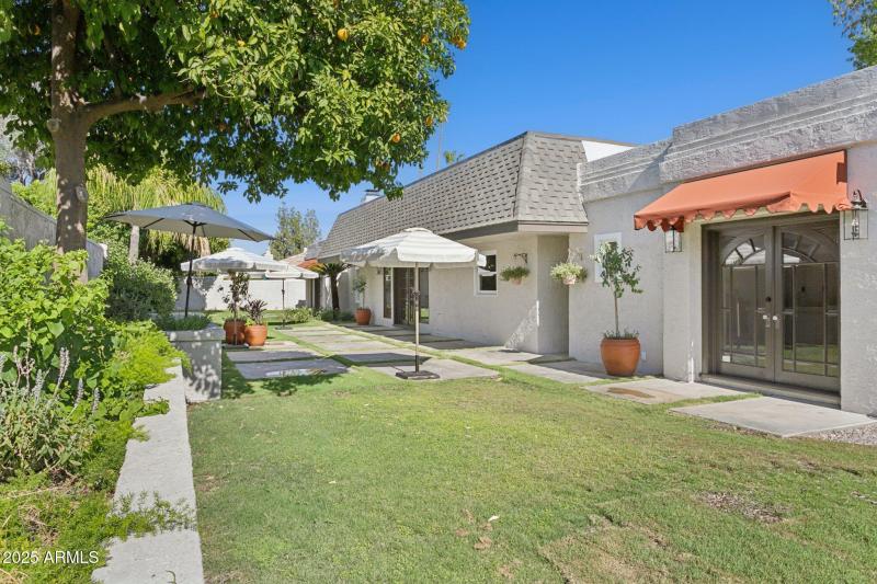 57-web-or-mls-230-w-morten-ave