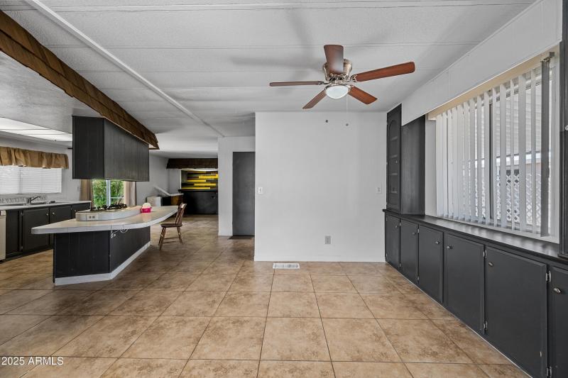 10-2650WUHD85-ocupix