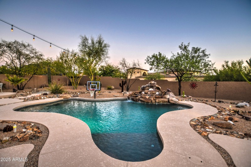 Soothing water feature