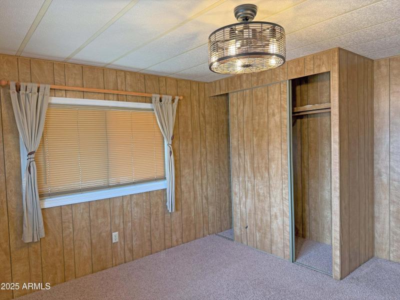 19 front guest bedroom