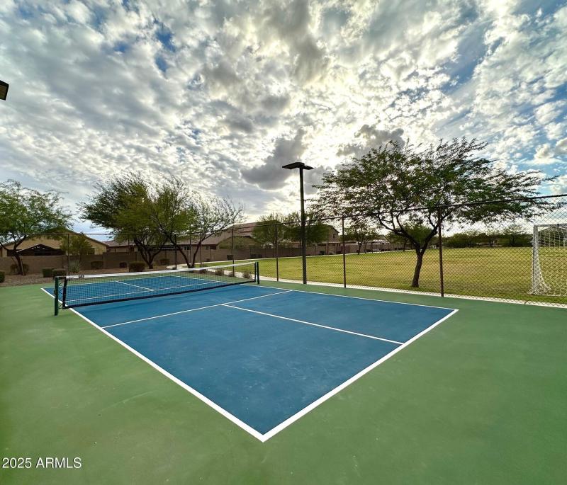 pickle ball courts