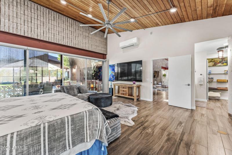 Guest Quarters #1: Master Bedroom