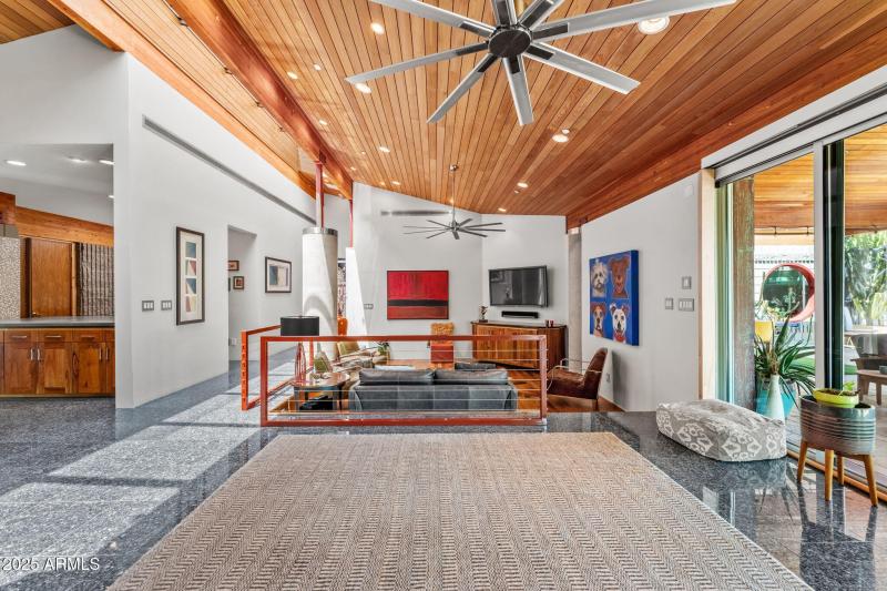 Main House: Living Room