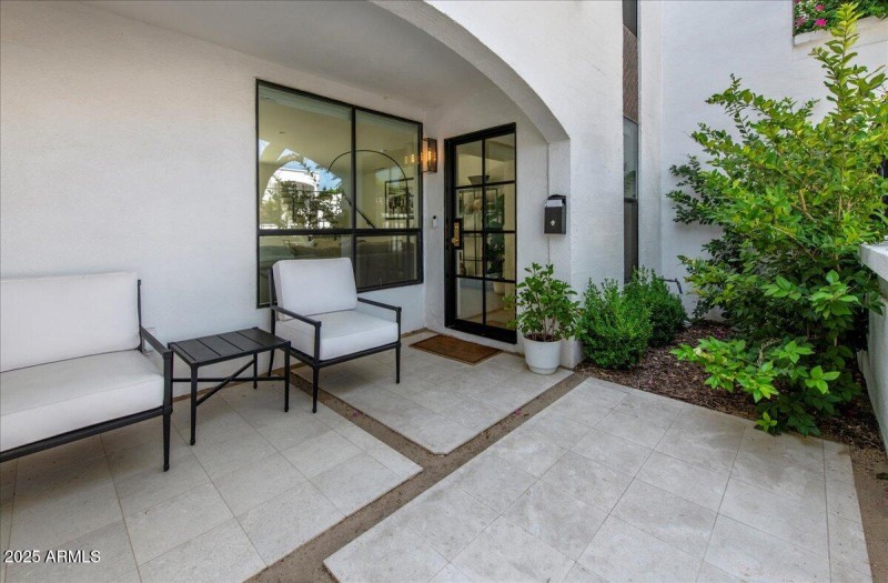 02-4843 N 72nd Way 31