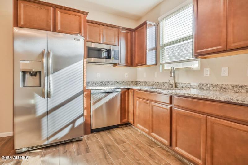 005-photo-kitchen-11880939