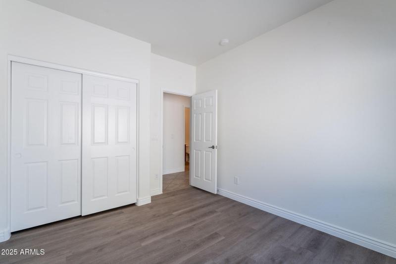 26-web-or-mls-Gleneagle-26