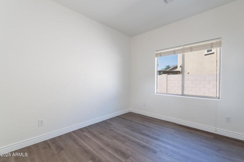 29-web-or-mls-Gleneagle-29