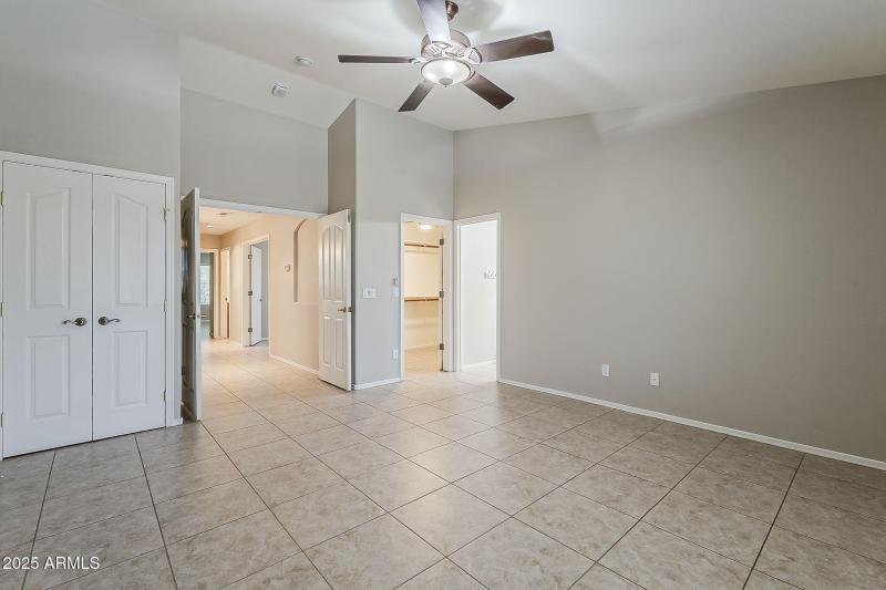 16-web-or-mls-Golden Ct-16