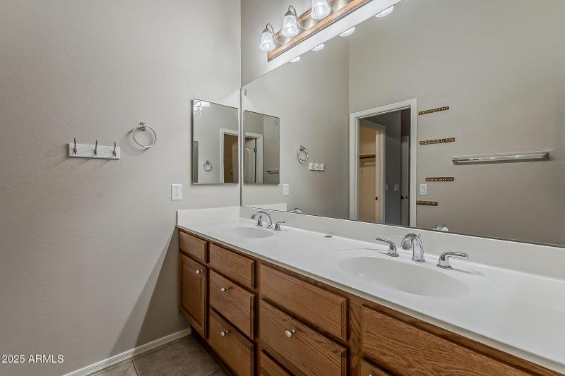 21-web-or-mls-Golden Ct-21