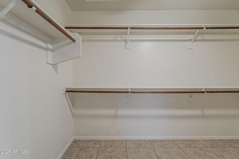 23-web-or-mls-Golden Ct-23