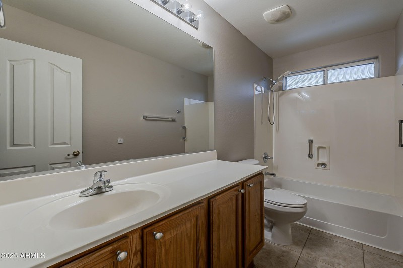 30-web-or-mls-Golden Ct-30