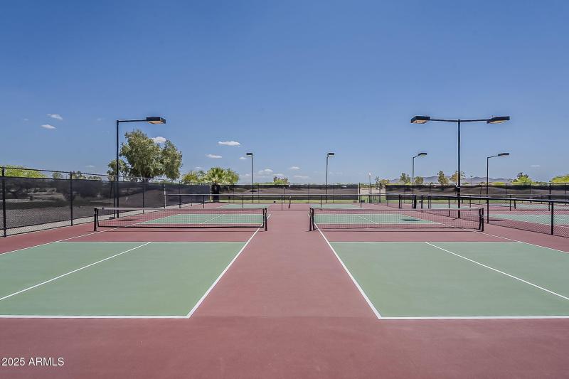 42-web-or-mls-Golden Ct Community-5