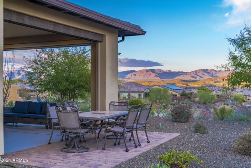 3686 Stampede Dr-00053