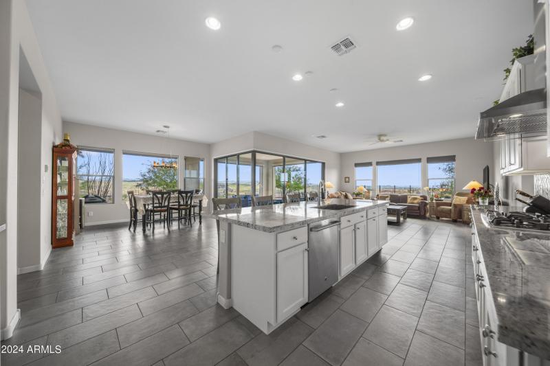 3686 Stampede Dr-00040