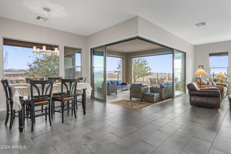 3686 Stampede Dr-00043