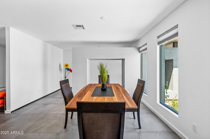 Dining Area to Entry