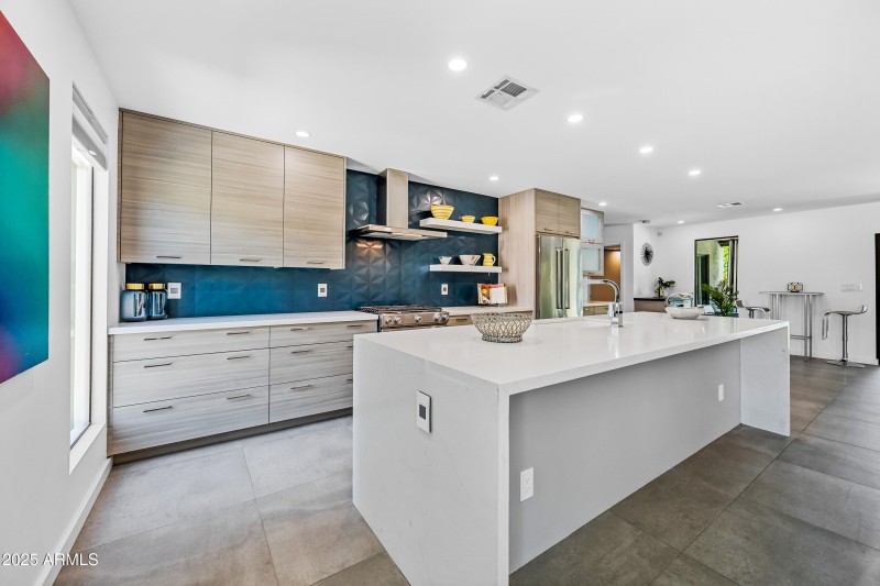 Quartz Waterfall Surface