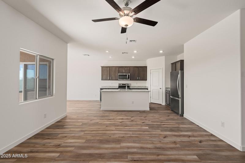 Southwest_Mingus_E_L_004