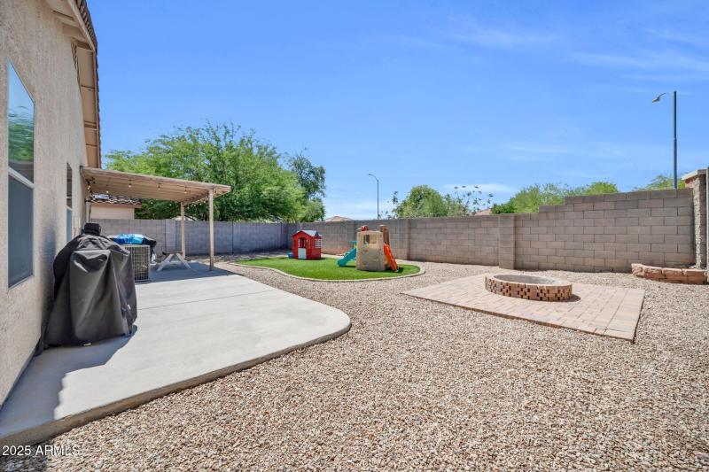 15781 W Watson Ln-33