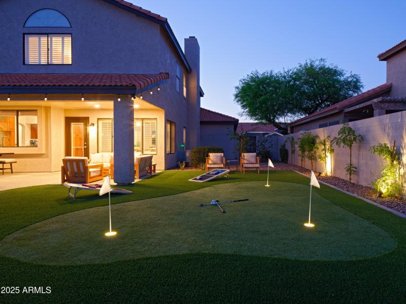 PropertyImageCo_5921ESandraTerraceTwilig