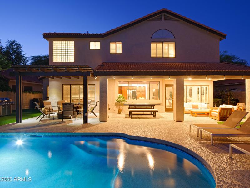 PropertyImageCo_5921ESandraTerraceTwilig