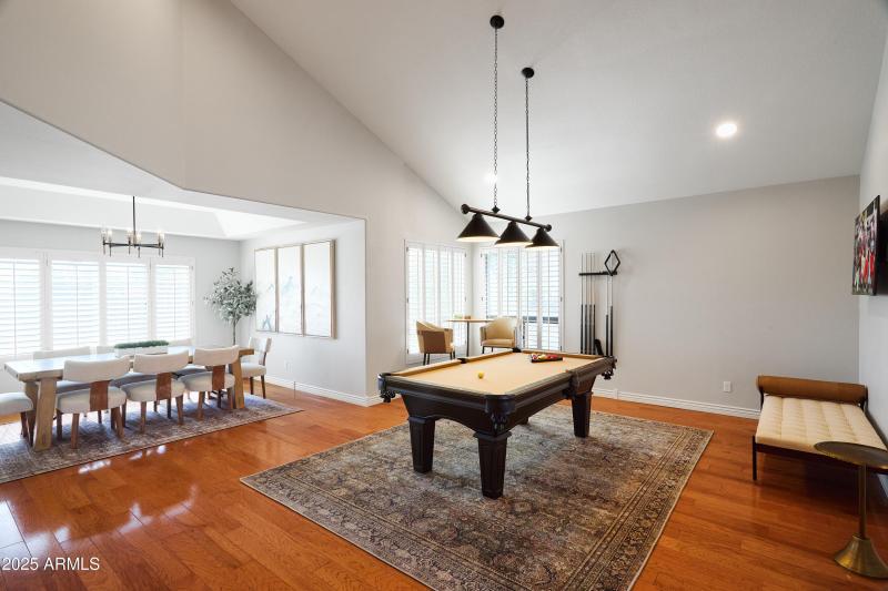 PropertyImageCo_5921ESandraTerrace_WEB-1