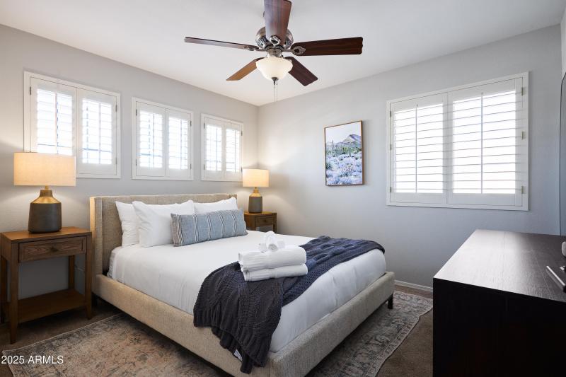 PropertyImageCo_5921ESandraTerrace_WEB-2