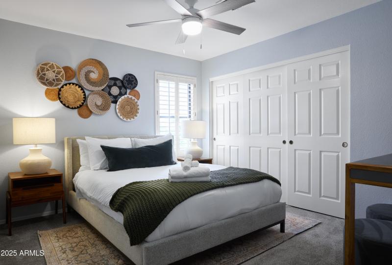 PropertyImageCo_5921ESandraTerrace_WEB-2