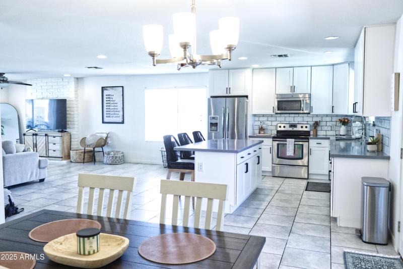 Kitchen 6