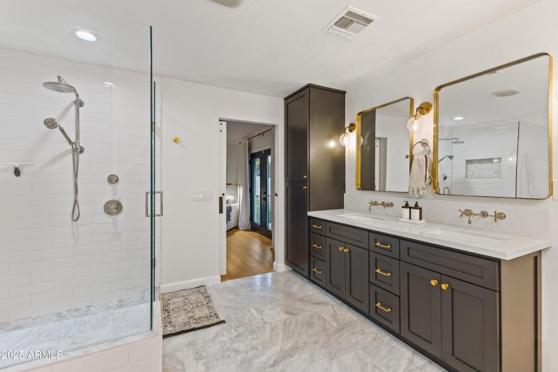 7539 E Corrine Rd-36