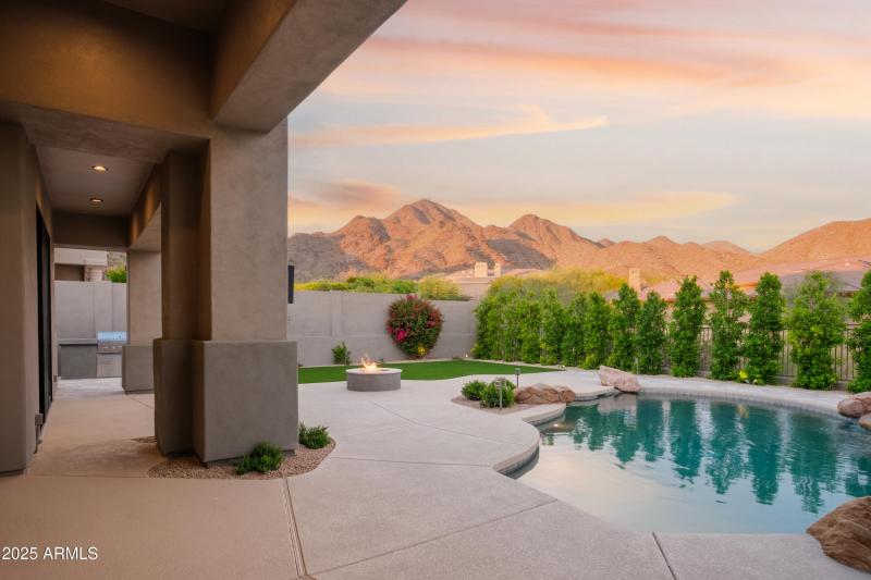 38_16065 N 111th Way