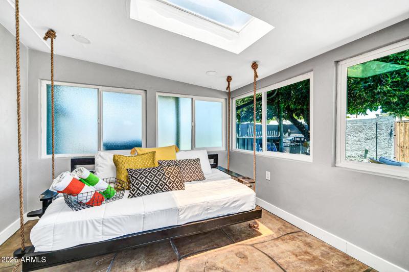 1214 W Highland Ave-7