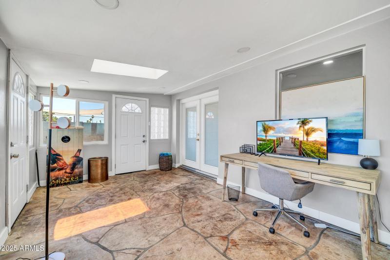 1214 W Highland Ave-6