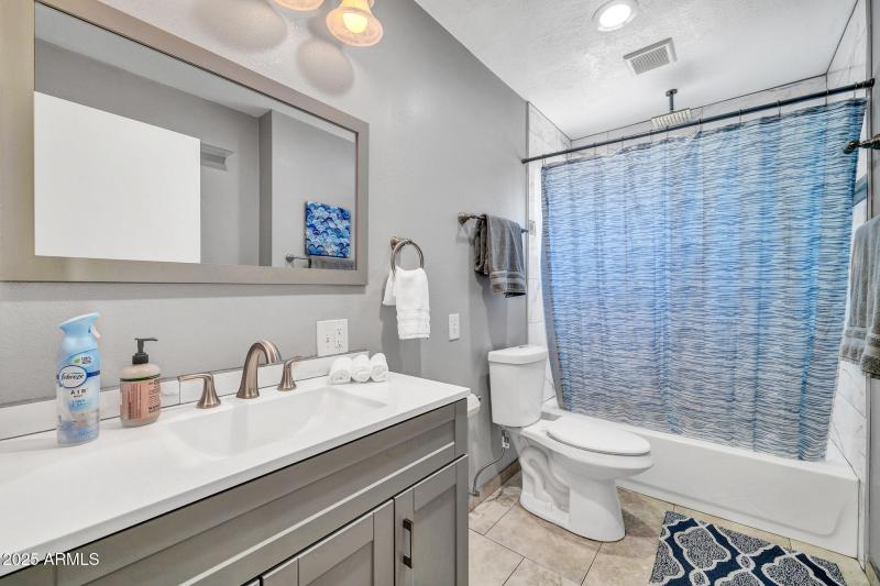 1214 W Highland Ave-26