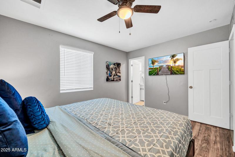 1214 W Highland Ave-19