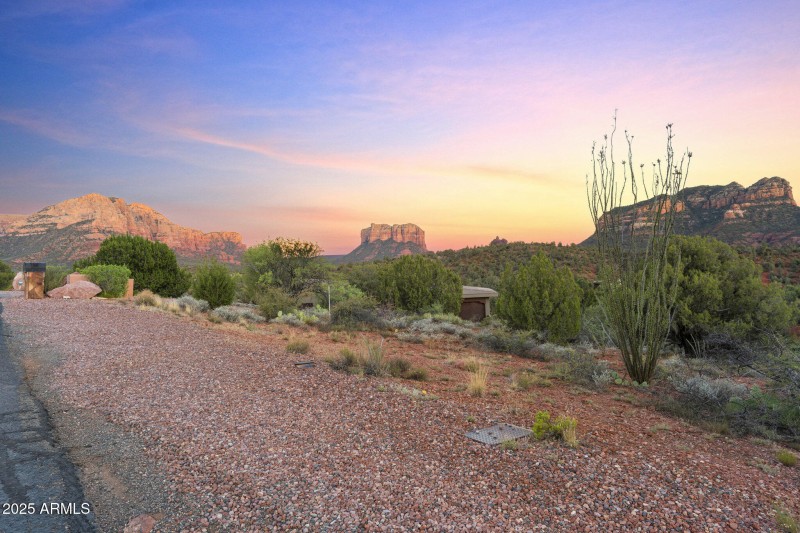 Red Rock View Presence