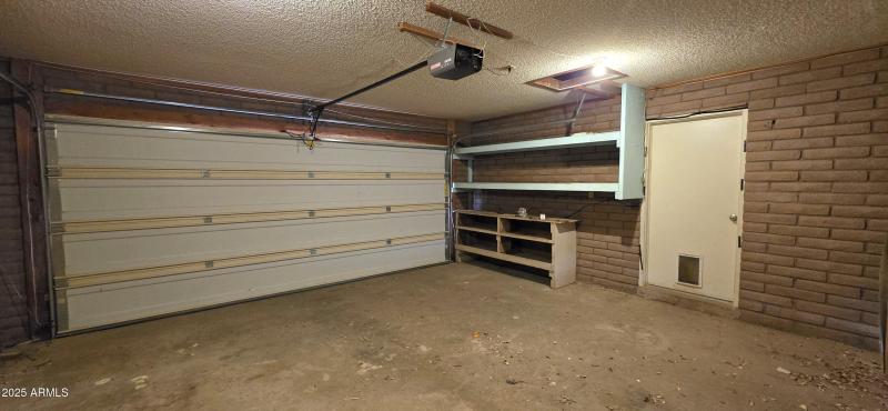 1004 East Mescal Drive