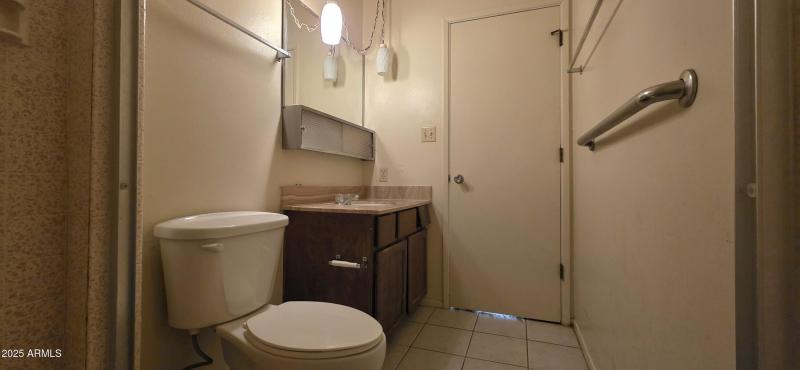 1004 East Mescal Drive