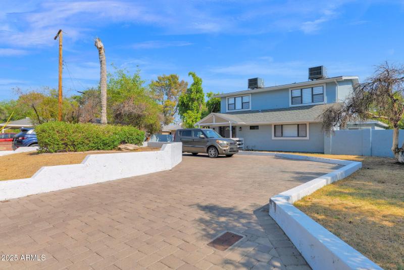 56-web-or-mls-P1246874