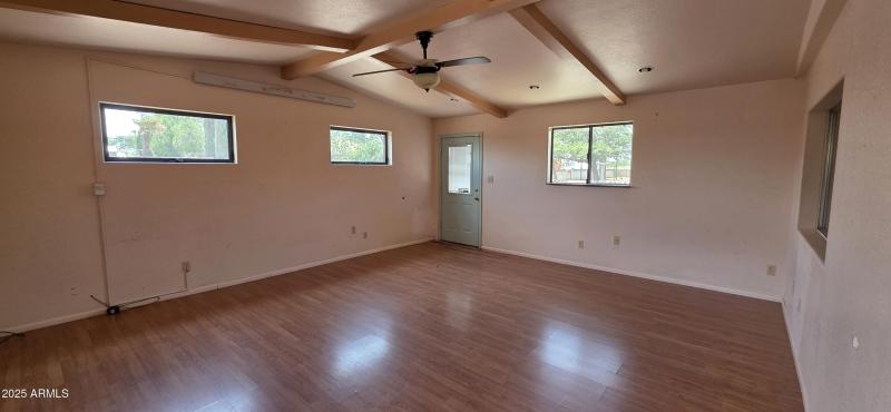 1004 East Mescal Drive